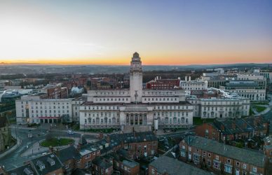 Bourse Leeds International Excellence 2027 : jusqu’à 16 000 £ de réduction — illustration