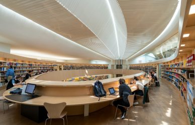 Bibliothèque et études supérieures — image d’illustration